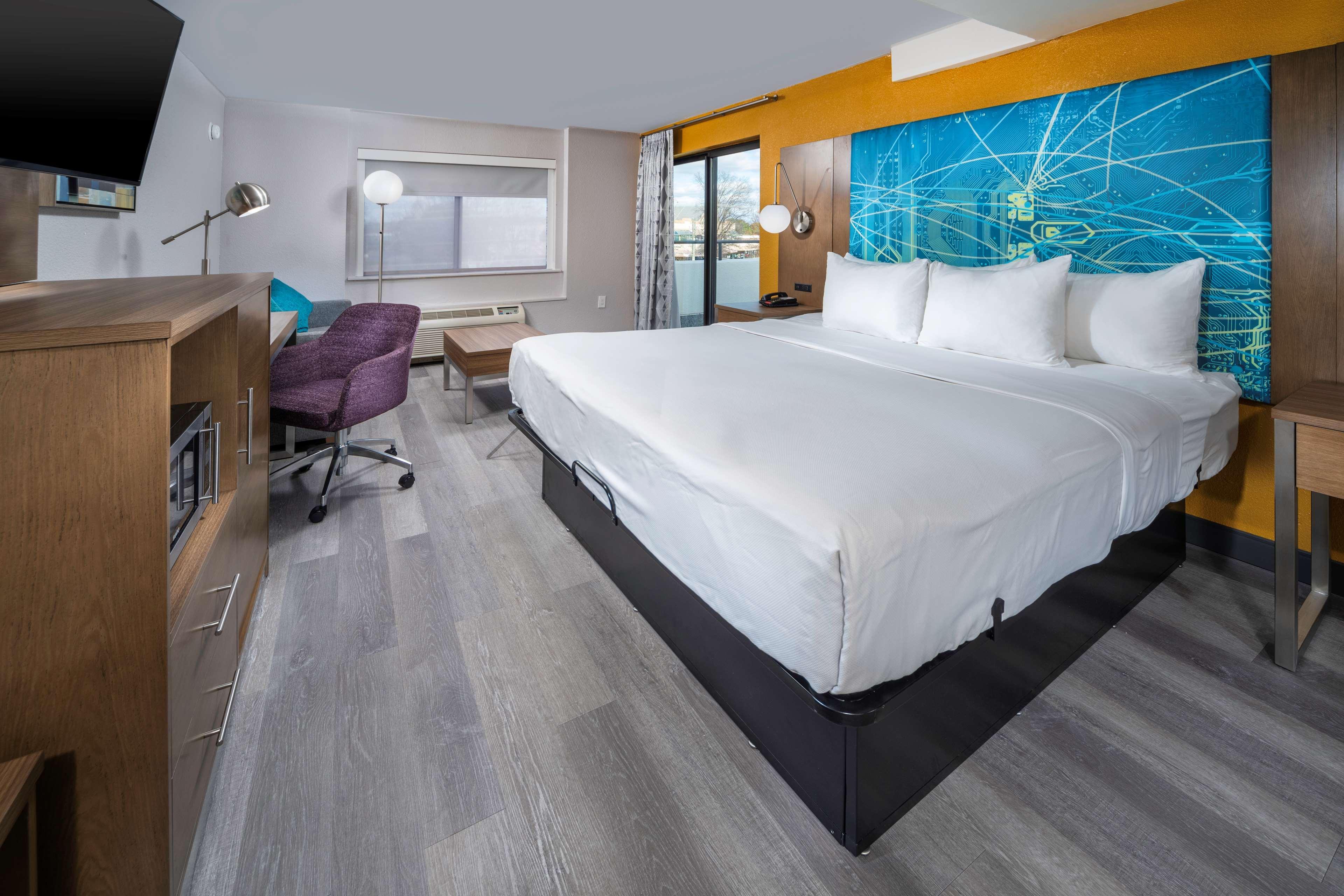 Best Western Plus Raleigh Crabtree Valley Hotel Esterno foto