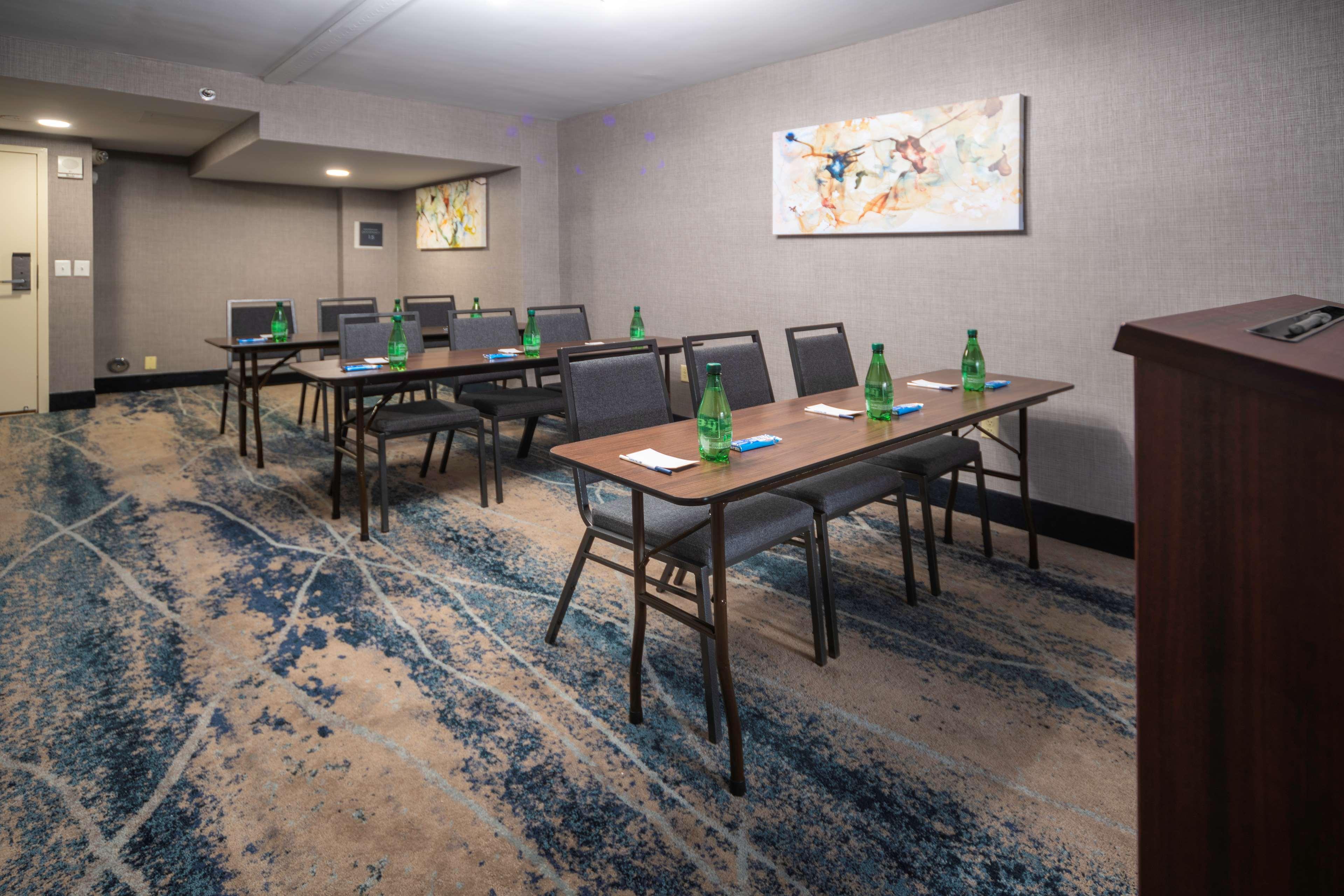 Best Western Plus Raleigh Crabtree Valley Hotel Esterno foto