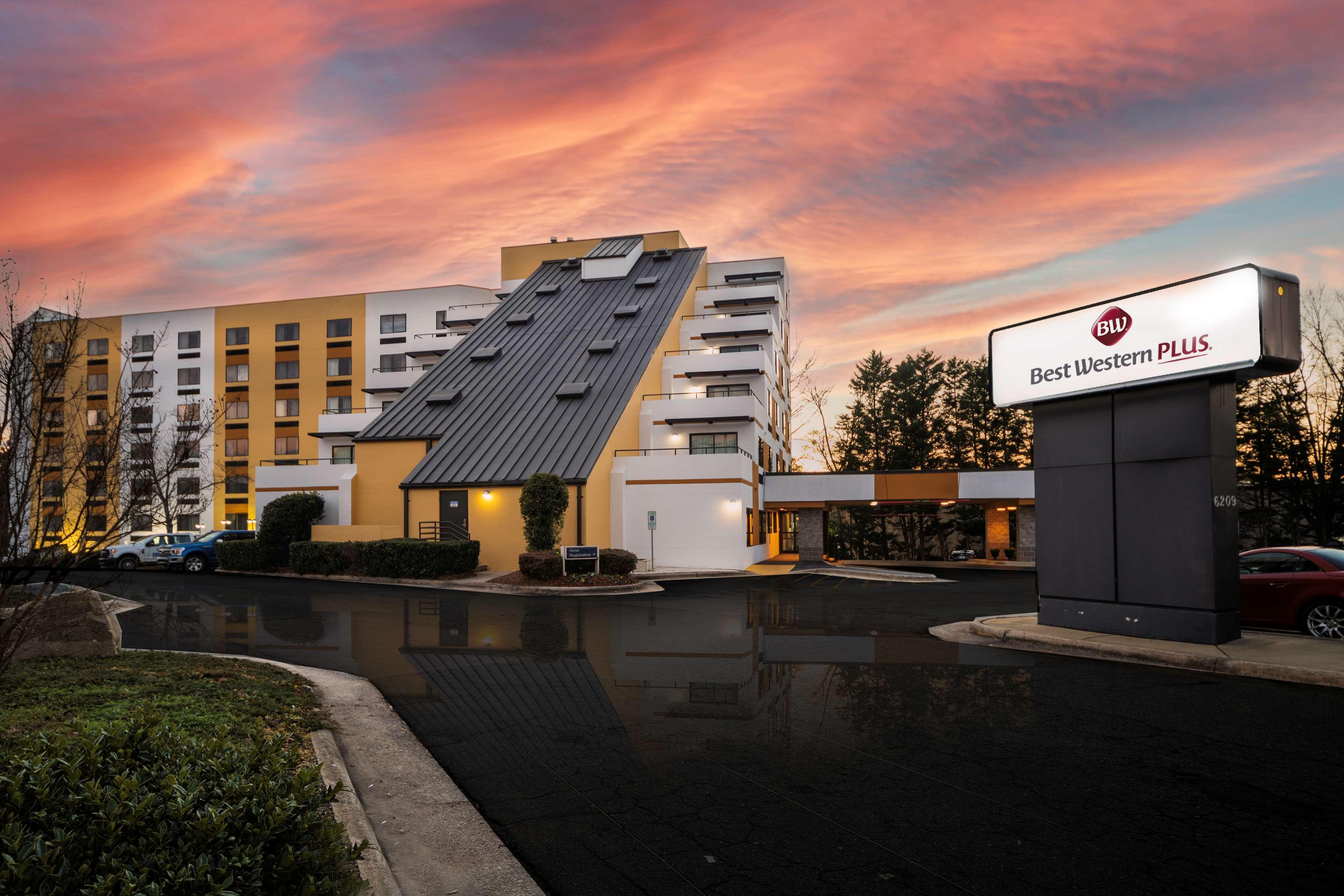 Best Western Plus Raleigh Crabtree Valley Hotel Esterno foto