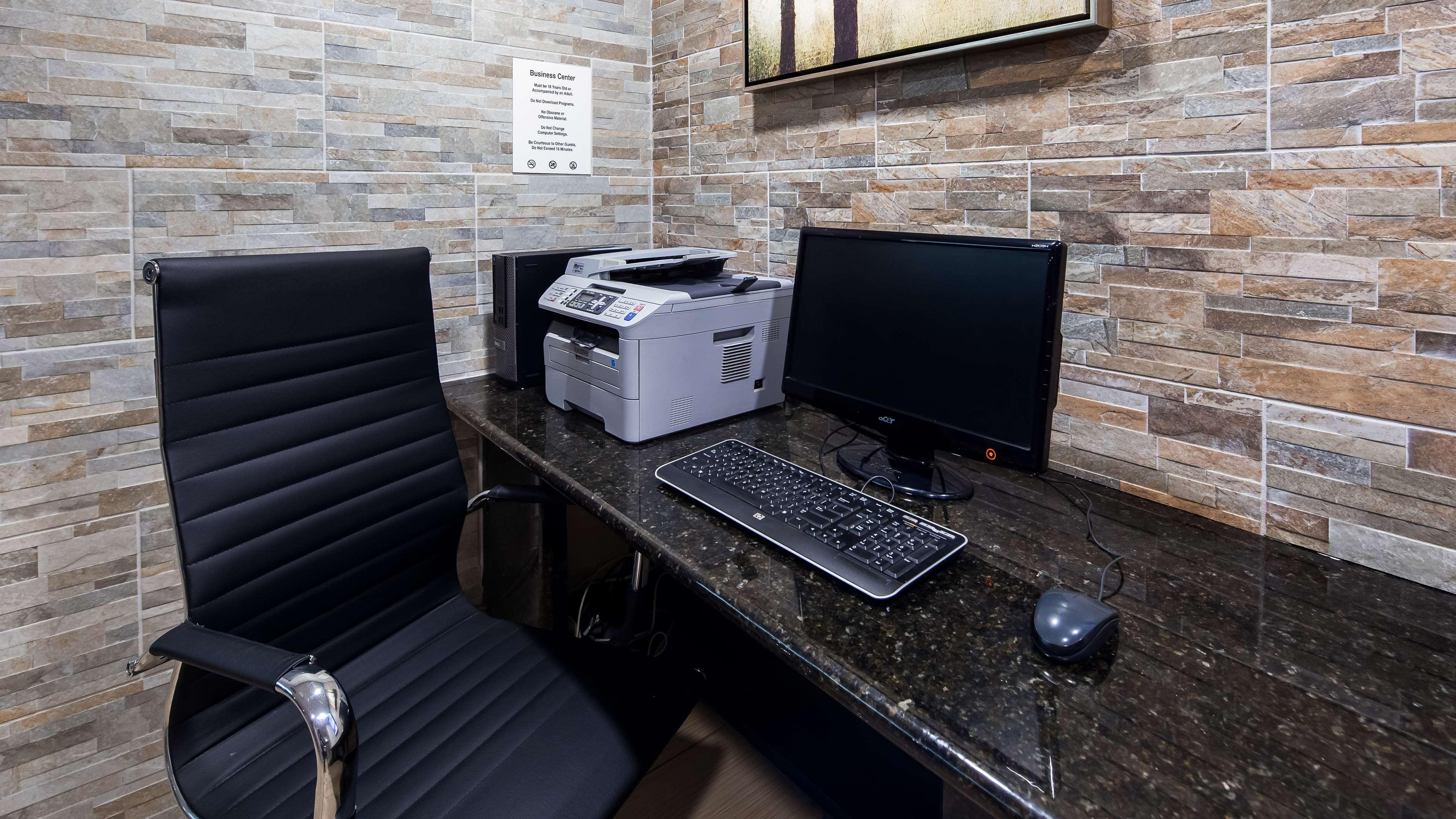 Best Western Plus Raleigh Crabtree Valley Hotel Esterno foto