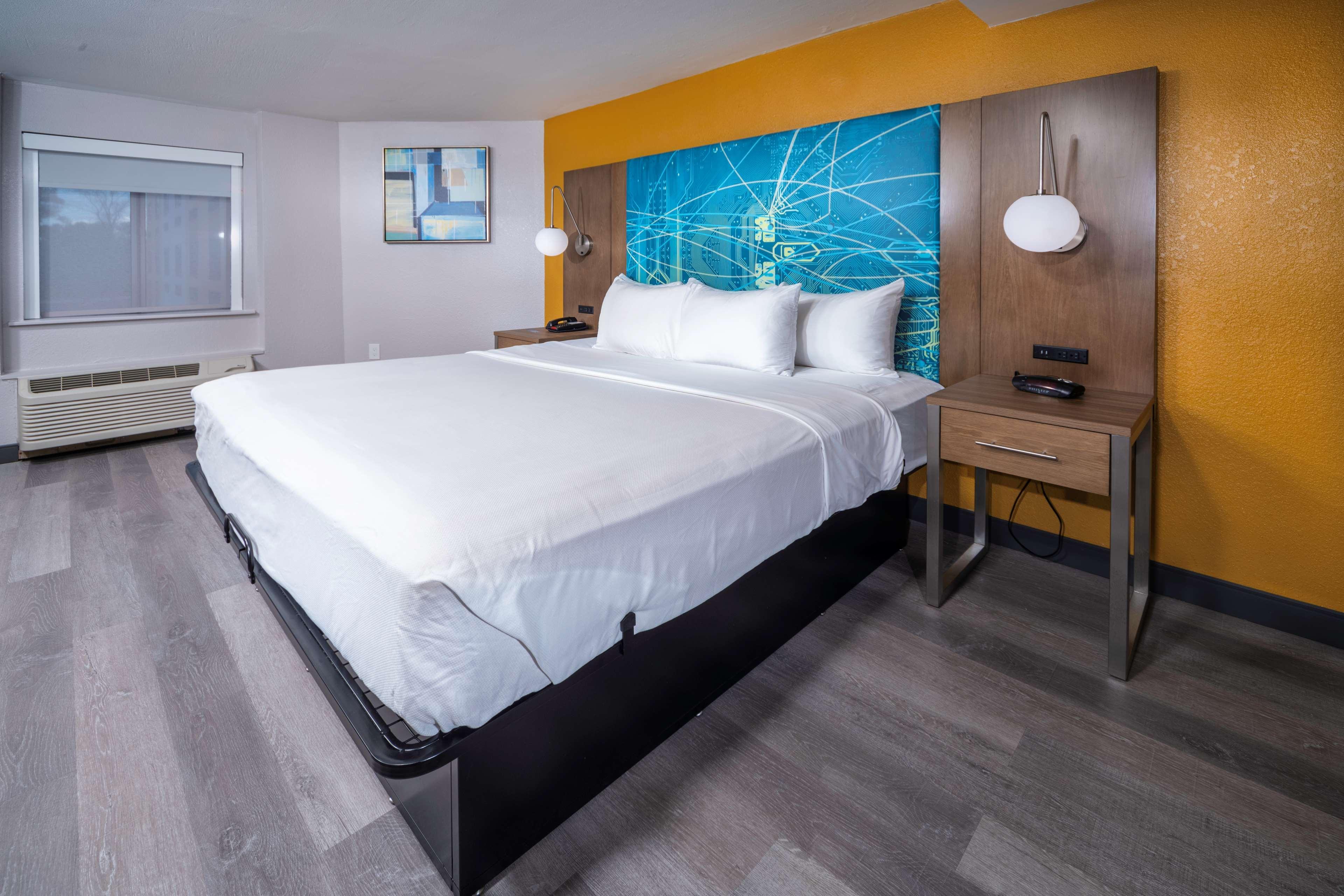 Best Western Plus Raleigh Crabtree Valley Hotel Esterno foto