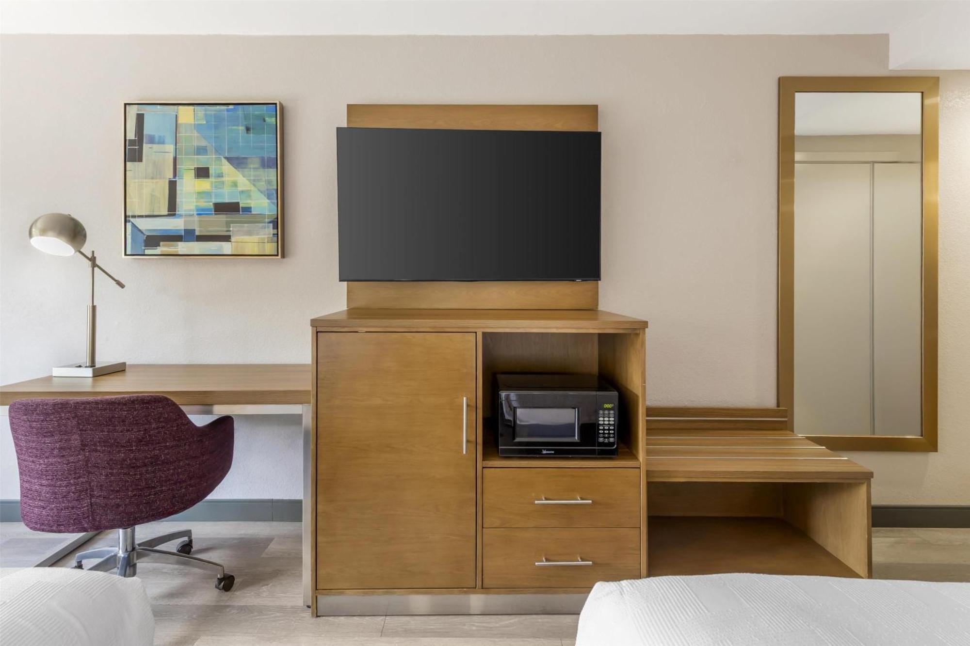 Best Western Plus Raleigh Crabtree Valley Hotel Esterno foto