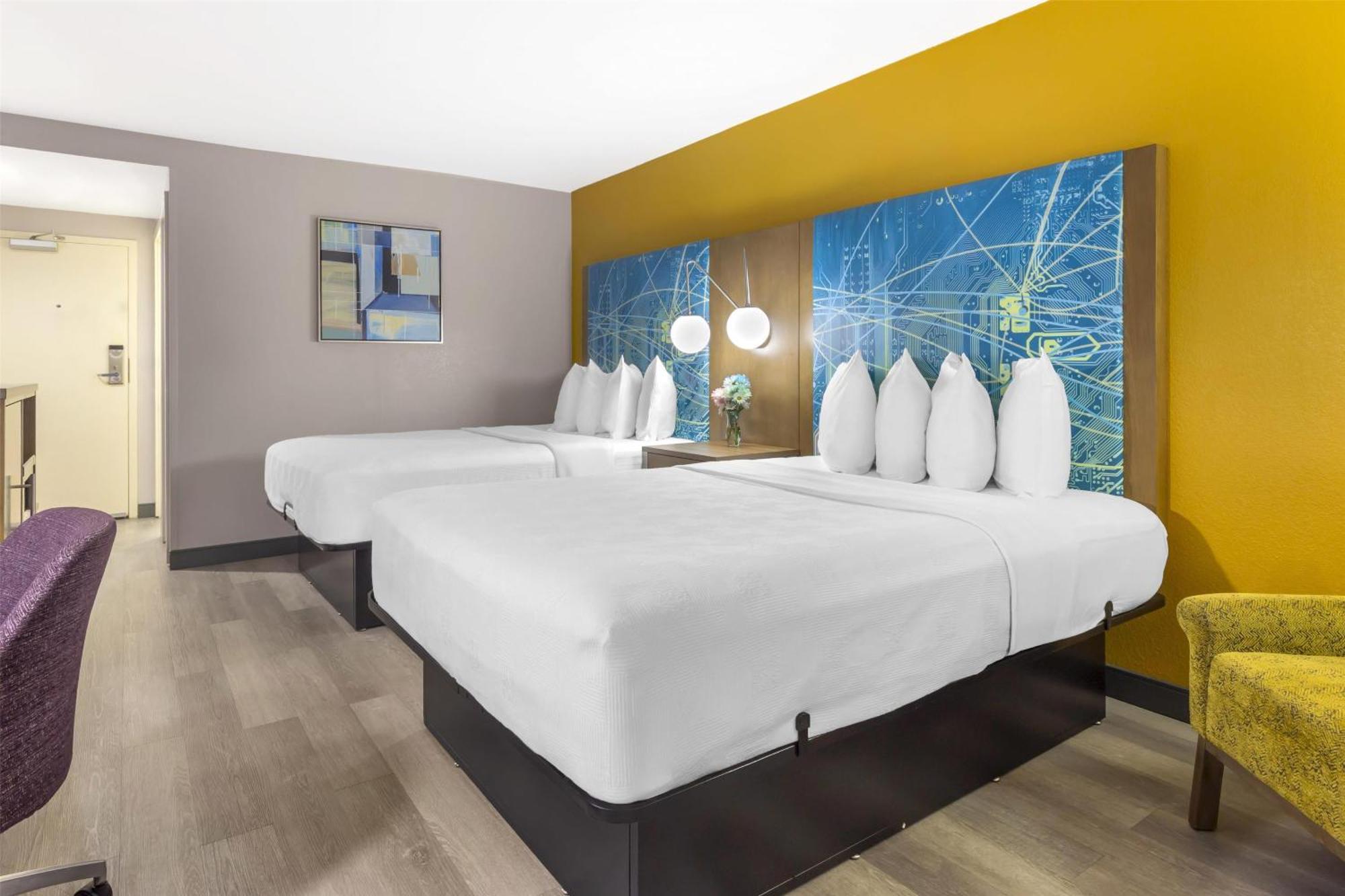 Best Western Plus Raleigh Crabtree Valley Hotel Esterno foto